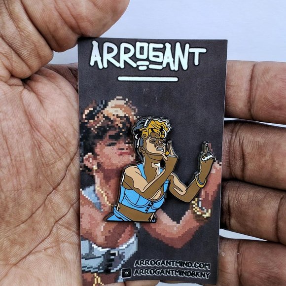 RIHANNA ENAMEL PIN - Picture 3 of 3